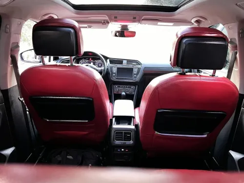 Loue Tiguan:Mariage, délégation, transfert 