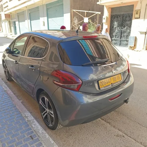Peugeot 208 2018 