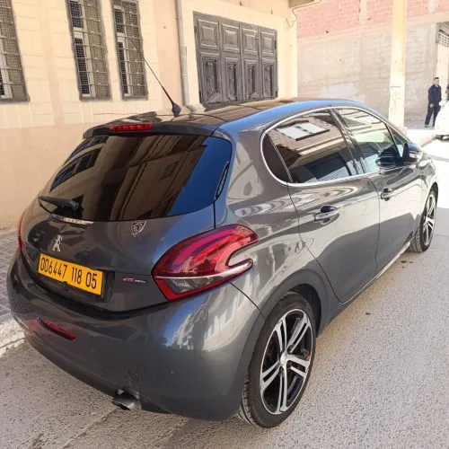 Peugeot 208 2018 