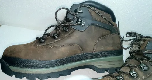 Chaussures de sécurité Timberland Pro Originales - Taille 43, neuves jamais utilisées sous emballage