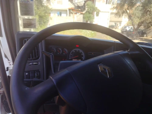 Renault Kirax 2012