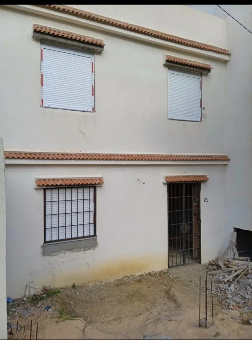 Vente Appartement Niveau de villa F3 Béjaïa Beni ksila