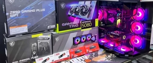 Setup professionnel MSI Rtx 5080 ultra 9 plus moniteur 2k msi