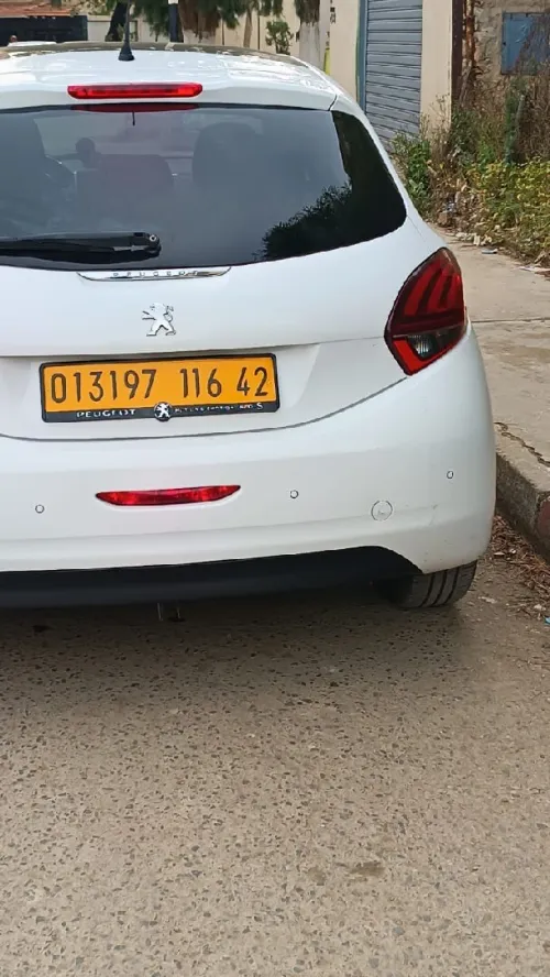 Peugeot 208 2016 208