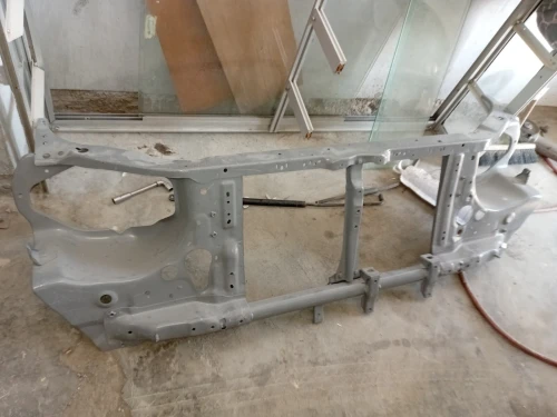 Armateur avant Mitsubishi L200