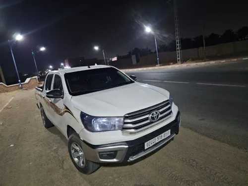 Toyota Hilux 2018 LEGEND SC 4x2