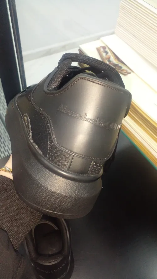 Mcqueen good qualité 38 / 39