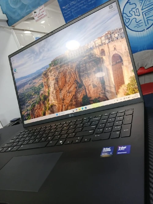 LG GRAM 17Z90T-H TACTILE