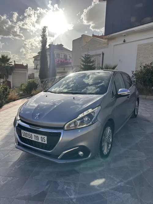 Peugeot 208 2019 Allure Facelift