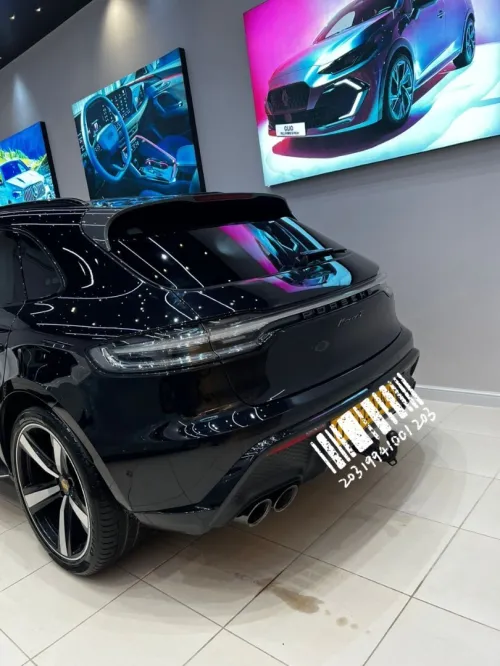 Porsche Macan 2024 Macan T