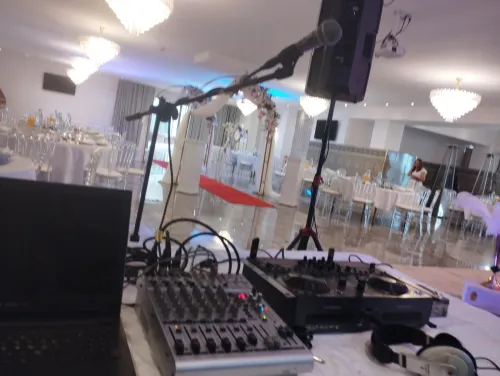  Pack promo+dj +photo +caméra +machine à fumée et jeux de lumière 