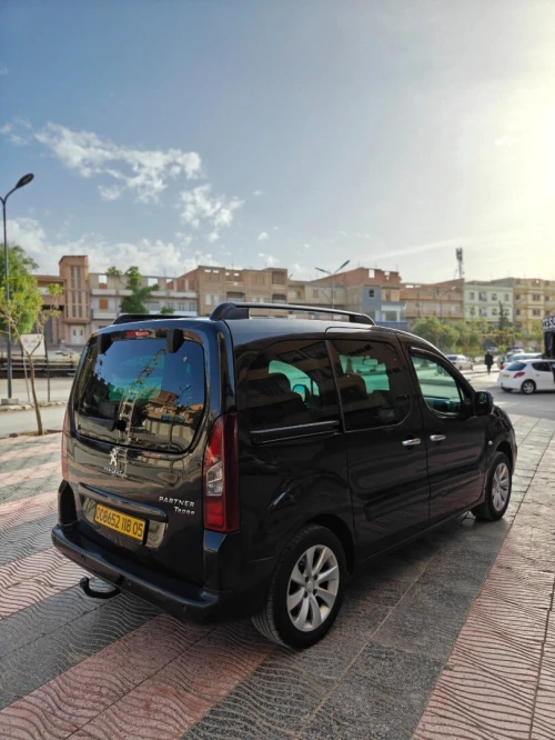 Peugeot Partner 2018 Tepee Allure 