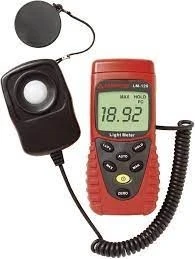 SOLAR-100 Appareil de mesure du rayonnement solaire Amprobe