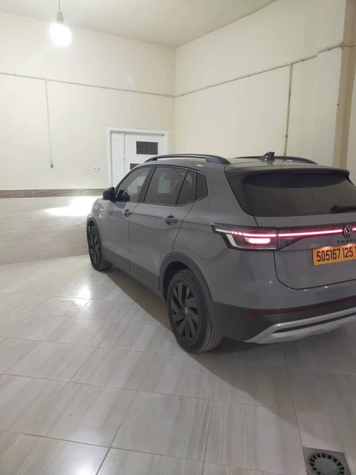 Volkswagen Tharu  2025 Elite Edition 