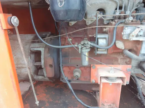 02 Groupes electrogaines + couvoir 24000