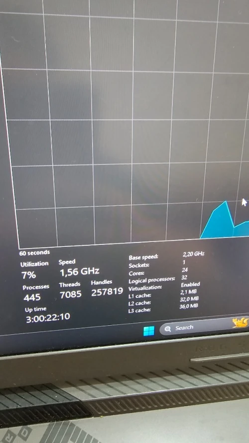 ASUS ROG Strix G18 (i9-13980HX / RTX 4070 / 32GB RAM)