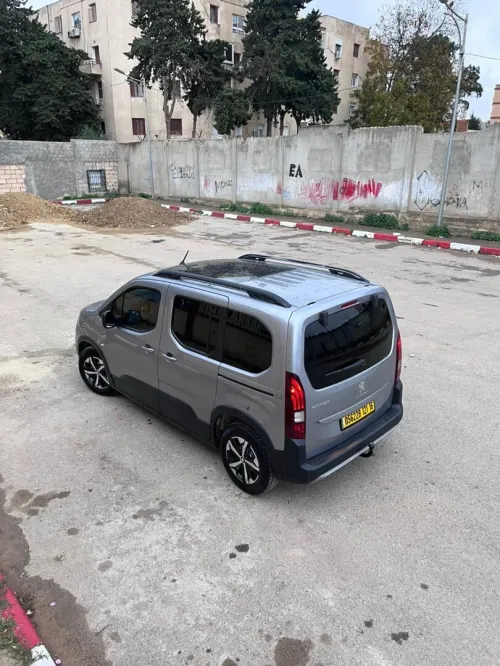 Peugeot Rifter 2021 Partner