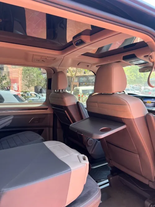 Volkswagen Multivan 2023 