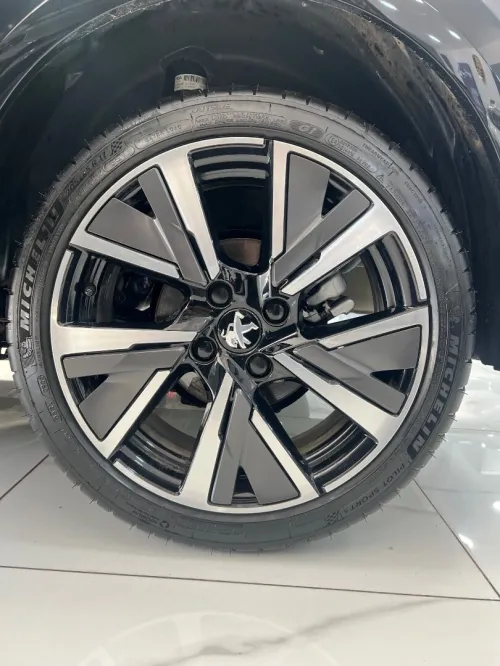 Peugeot 208 2024 GT