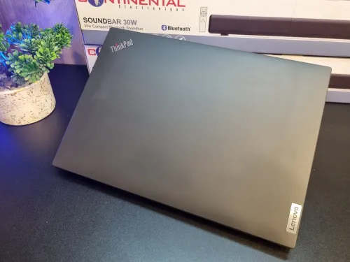 THINKPAD STATION DE TRAVAIL  P16S GEN2