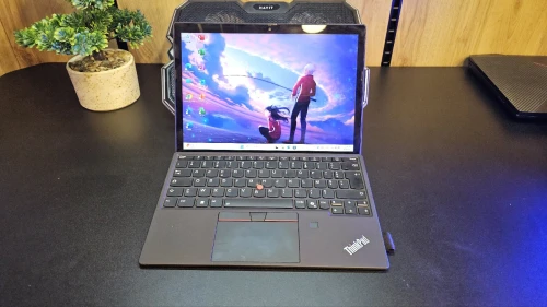 Lenovo thinkpad X12 détachable