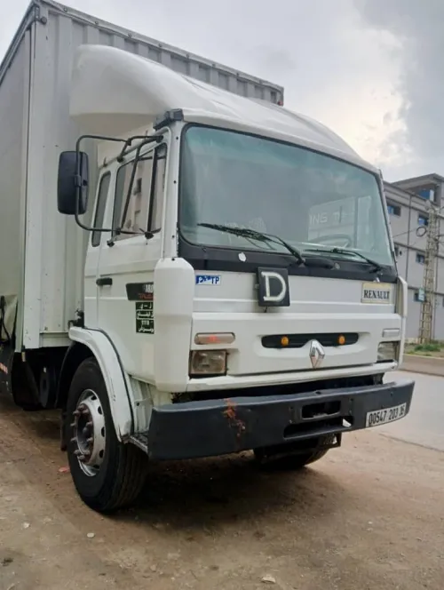 رونو M180 2003
