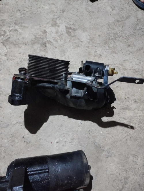 Moteur 1.6 hdi un seul arbrakam Continental 308 2011