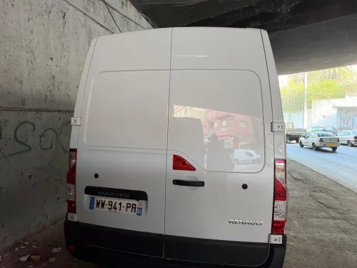 Renault Master 3 pano 2025