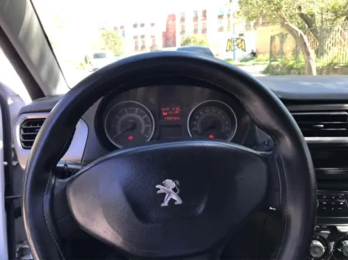 Peugeot 301 2013 Active