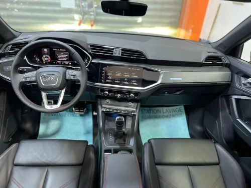 Audi Q5 2025 Slin