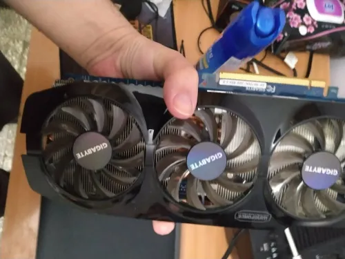 Cartes Graphiques à Petit Prix GTX 670  / GTX 560 Ti