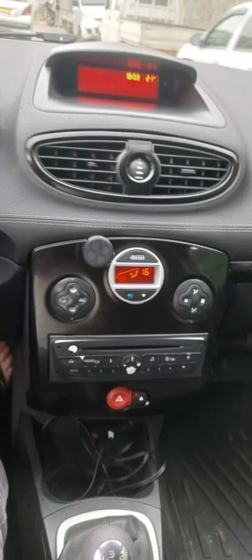 Renault Clio 3 2012 Night and Day
