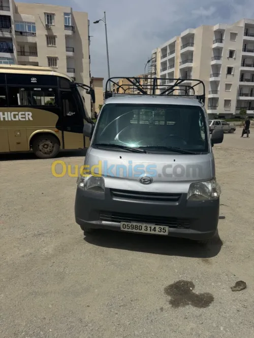 Daihatsu Daihatsu 2014