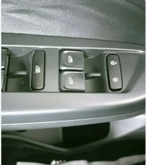 Livan X3 Pro  2025 Automatique (Avec toi ouvrant )