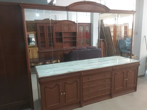 Bahut importation espagnole 