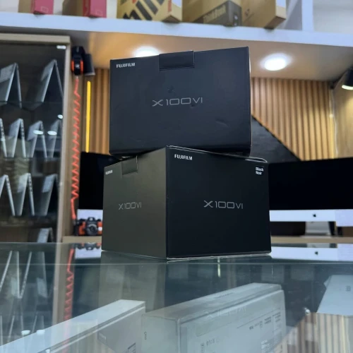 Fujifilm X100VI neuf jamais utilisé
