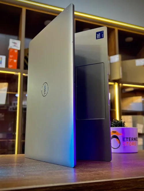 DELL LATITUDE 7350 ultra 7-165U 64/1000 intel graphics 13pouce FHD