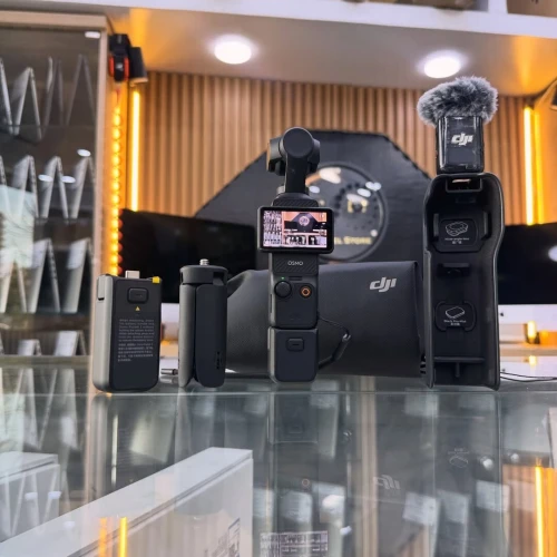 DJI OSMO POCKET 3 Creator combo en excellent état