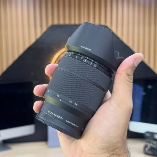 Sony 28-70mm f/3.5-5.6 en excellent état