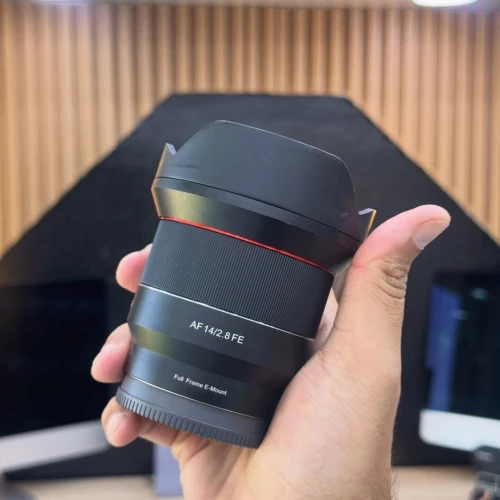 Samyang for sony 14mm f/2.8 en excellent état