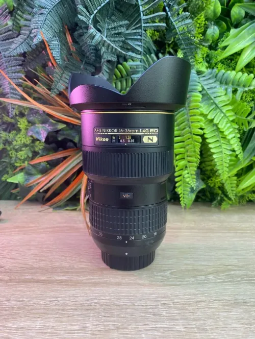 Nikon 16-35mm f/4 