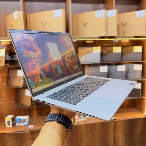 HP ZBOOK FIREFLY 14 G11 ULTRA 7 165U 32GB/512GB