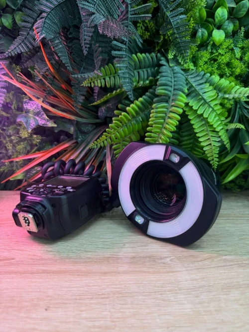 Canon 100mm macro