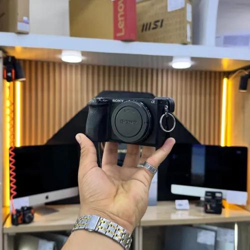 Sony A6500 boitier nu en excellent état avec batterie et chargeur