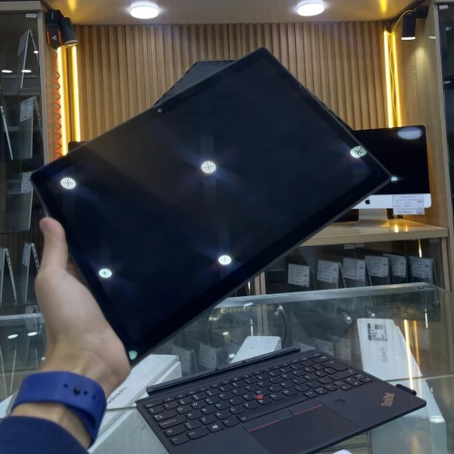 LENOVO THINKPAD X12