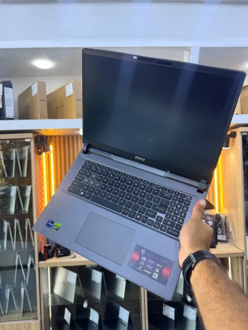 MSI VECTOR 17 HX