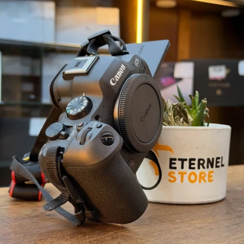 Canon r6 mark ii dans un etat