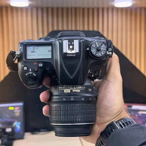 Nikon D7200 avec 18-55mm en bon état