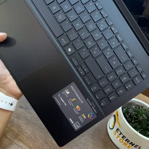 ASUS VIVOBOOK S15