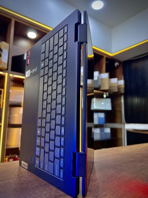 Lenovo ideapad 5 2-1 ryzen 7-8845U 16/512 14 pouces tactiles 360 